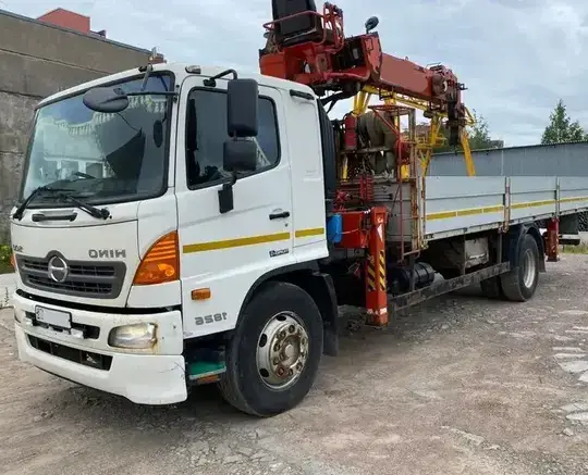Аренда манипулятора 7 тонн Hino