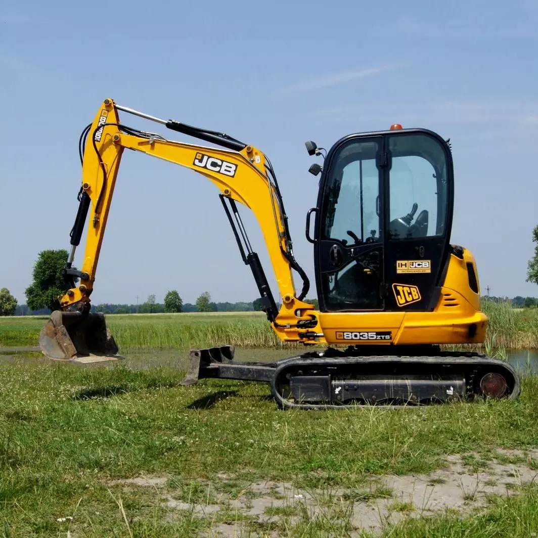 Аренда мини-экскаватора JCB 8035