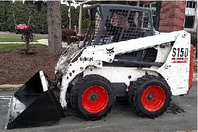 Аренда мини-погрузчика Bobcat S150