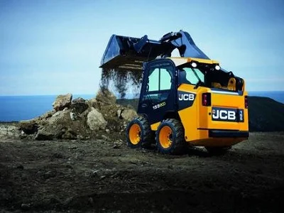 Аренда мини-погрузчика JCB 155
