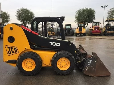 Аренда мини-погрузчика JCB 190