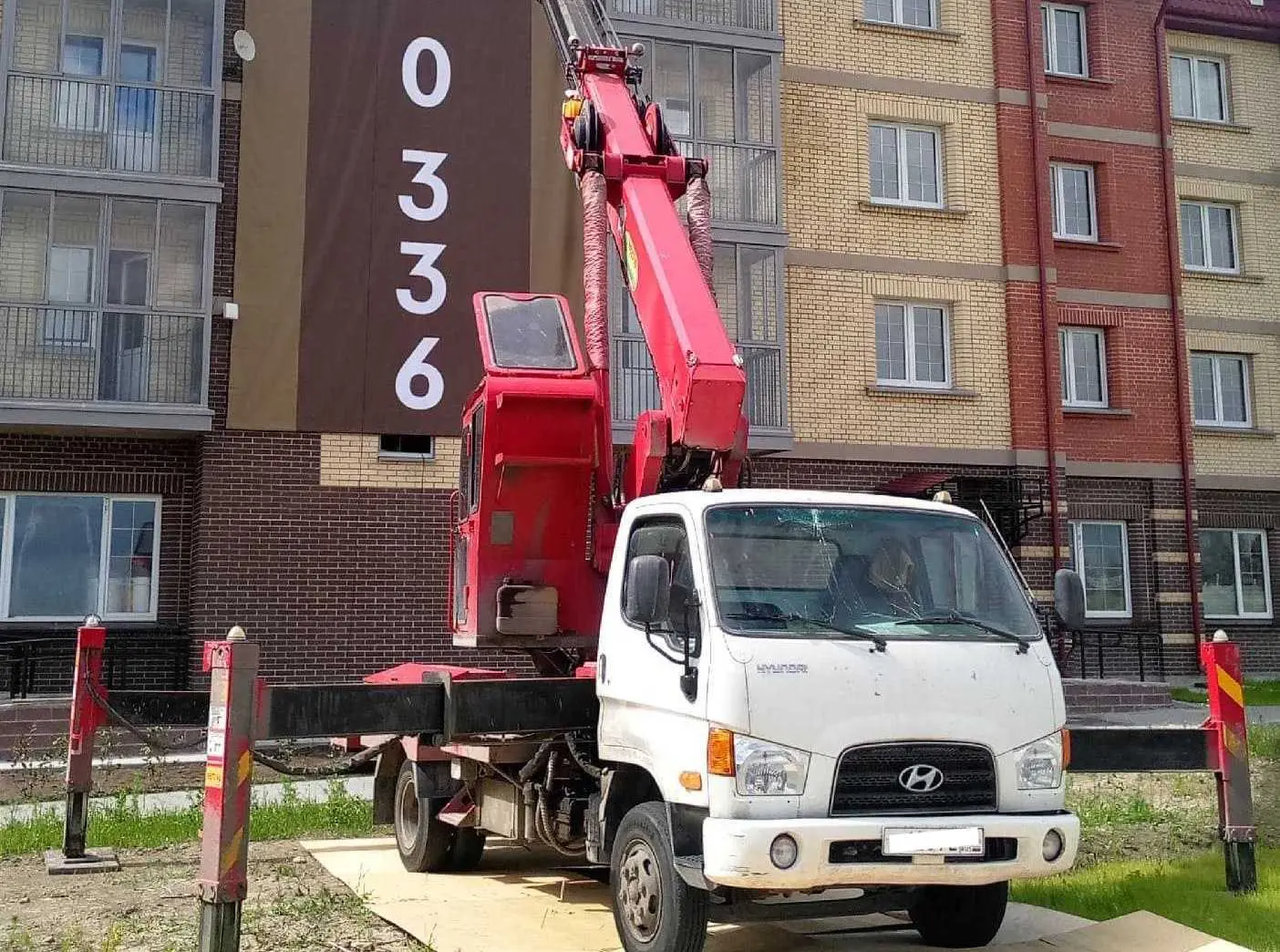 Аренда автовышки Hanshin HS-2750
