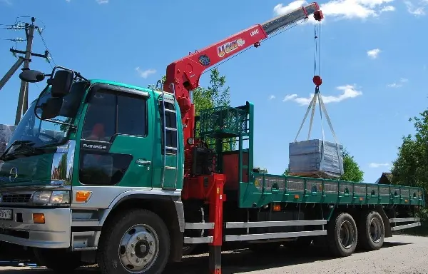 Аренда манипулятора с присоской Unic Ucan Super, Hino