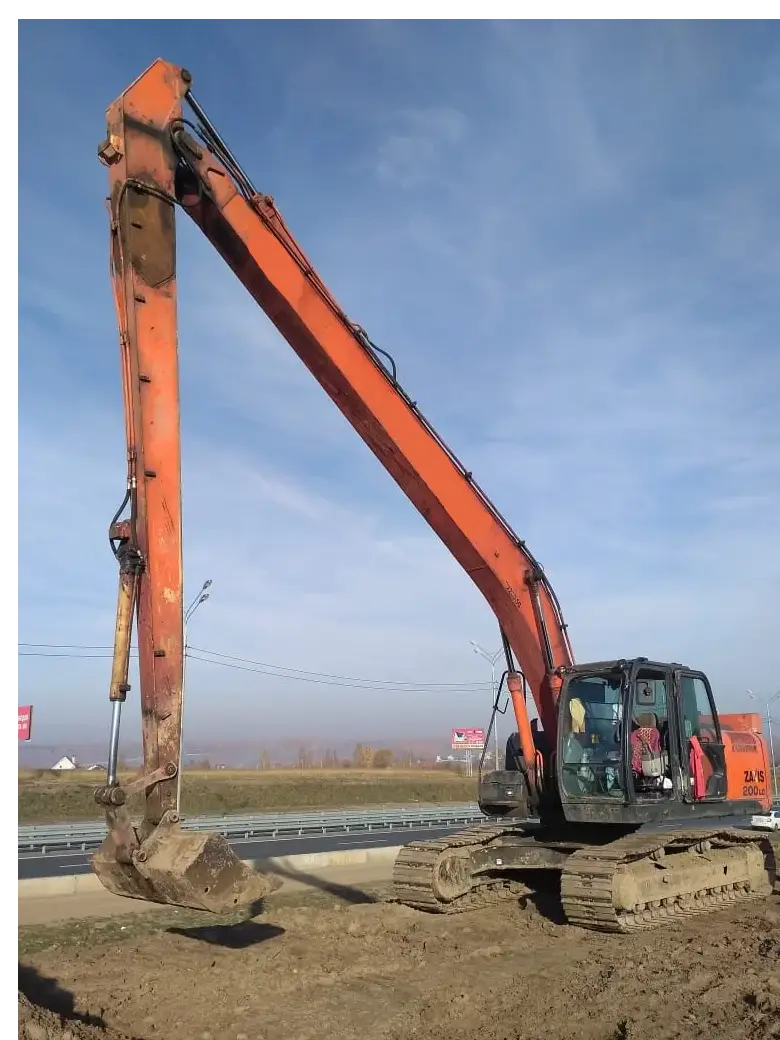 Аренда экскаватора с длинной стрелой Hitachi ZX200 Long Reach