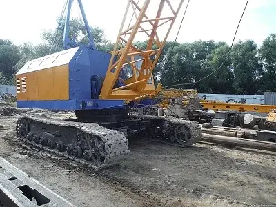 Аренда гусеничного крана ЧКЗ МКГ-25.01А