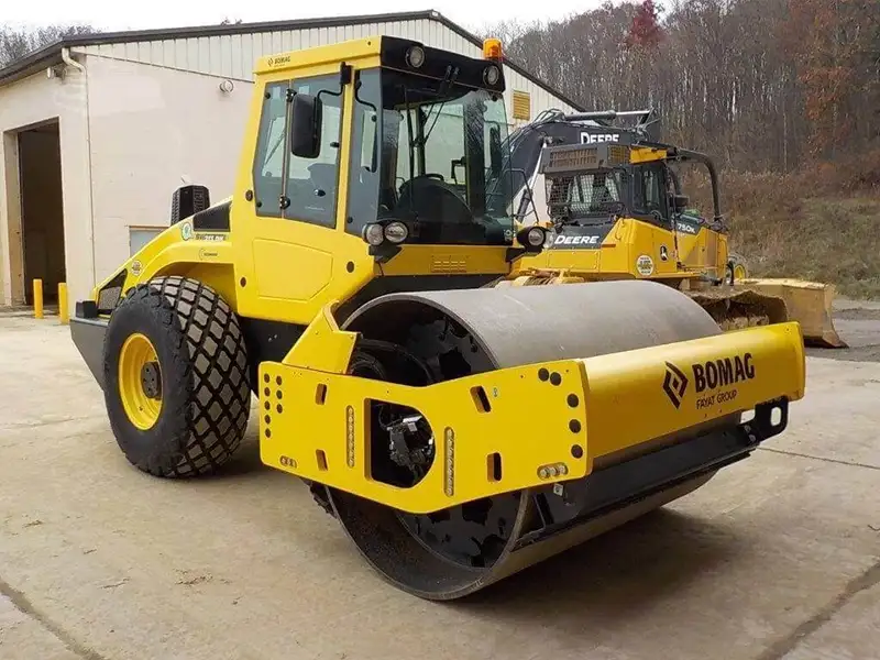 Аренда мини-катка Bomag BW 214